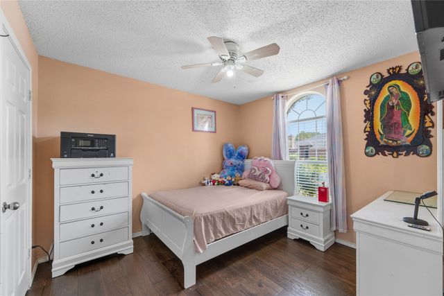 2733 Spring Rain Drive, Mesquite, TX 75181