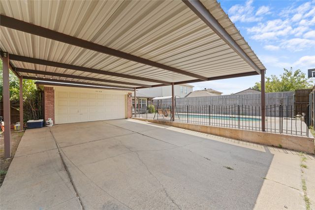 2733 Spring Rain Drive, Mesquite, TX 75181