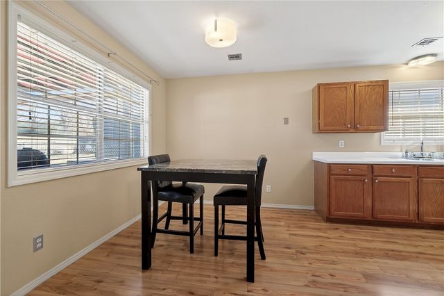 1013 E Street, Rogers, AR 72756