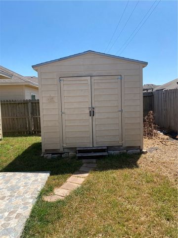 3837 Woodhouse, Corpus Christi, TX 78414