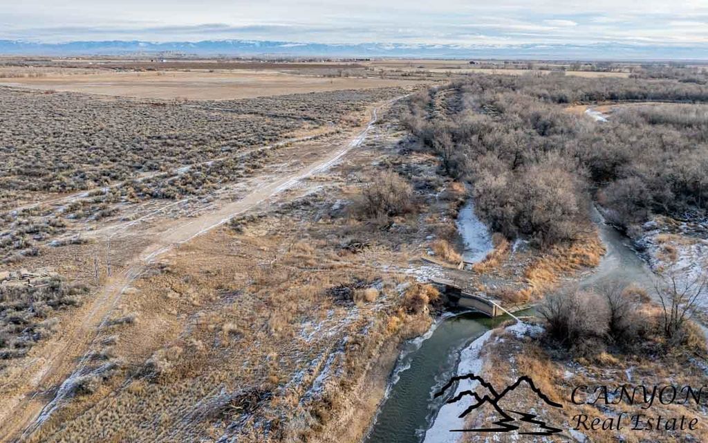 1412 Lane 41, Otto, WY 82434 photo 7