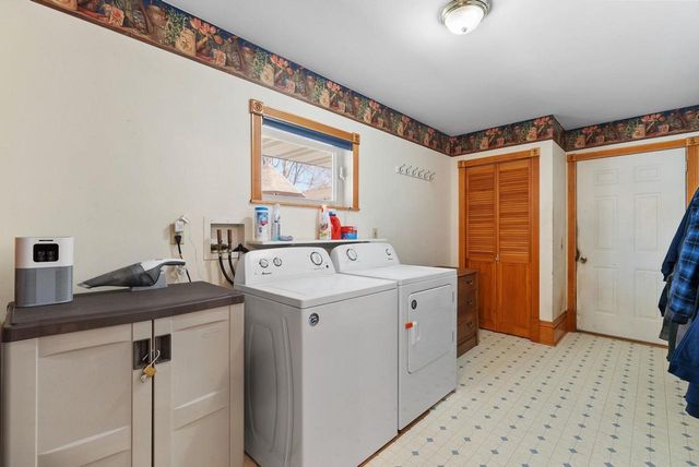 5406 Hough Street, Mcfarland, WI 53558