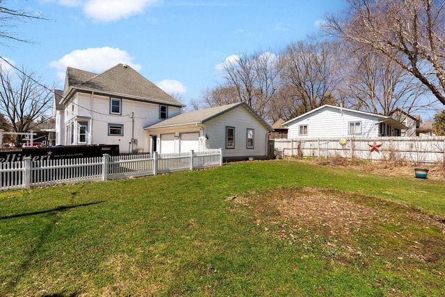 5406 Hough Street, Mcfarland, WI 53558
