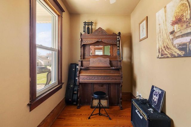 5406 Hough Street, Mcfarland, WI 53558