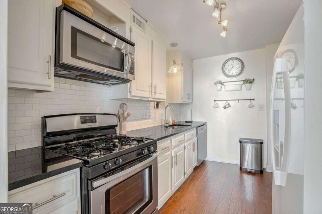 215 Piedmont Avenue NE 1406, Atlanta, GA 30308 — photo 2