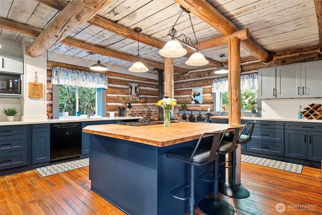 15920 Peacock Hill Avenue NW, Gig Harbor, WA 98332