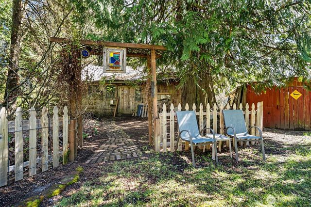 15920 Peacock Hill Avenue NW, Gig Harbor, WA 98332