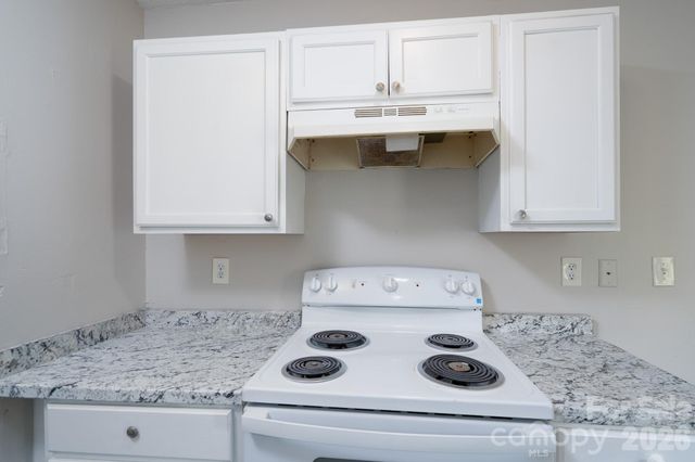 8016 Bronze Pike Drive, Charlotte, NC 28273