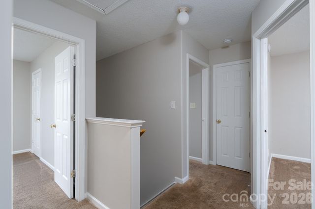 8016 Bronze Pike Drive, Charlotte, NC 28273