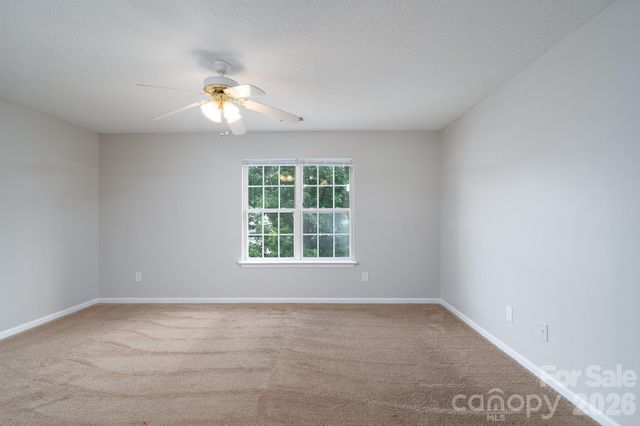 8016 Bronze Pike Drive, Charlotte, NC 28273