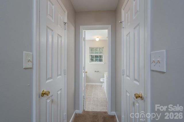 8016 Bronze Pike Drive, Charlotte, NC 28273