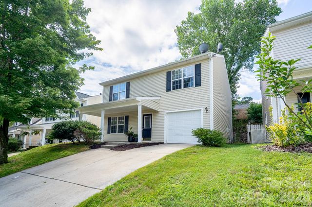 8016 Bronze Pike Drive, Charlotte, NC 28273