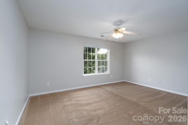 8016 Bronze Pike Drive, Charlotte, NC 28273