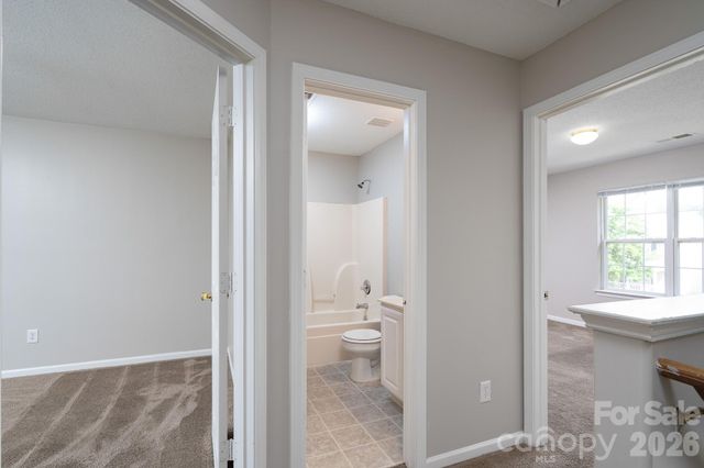 8016 Bronze Pike Drive, Charlotte, NC 28273