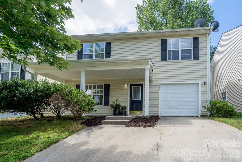 8016 Bronze Pike Drive, Charlotte, NC 28273