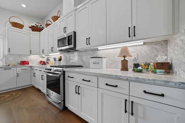 9166 Lakeside Dr, Mountain Ranch, CA 95246