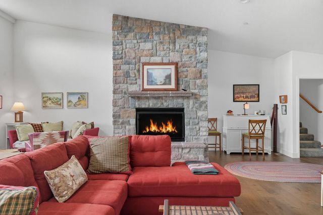 9166 Lakeside Dr, Mountain Ranch, CA 95246