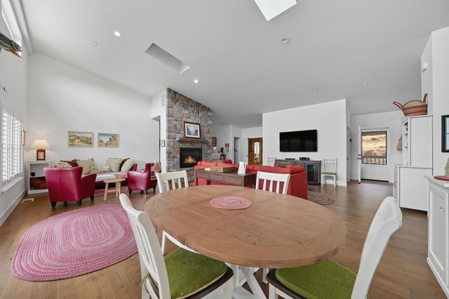 9166 Lakeside Dr, Mountain Ranch, CA 95246