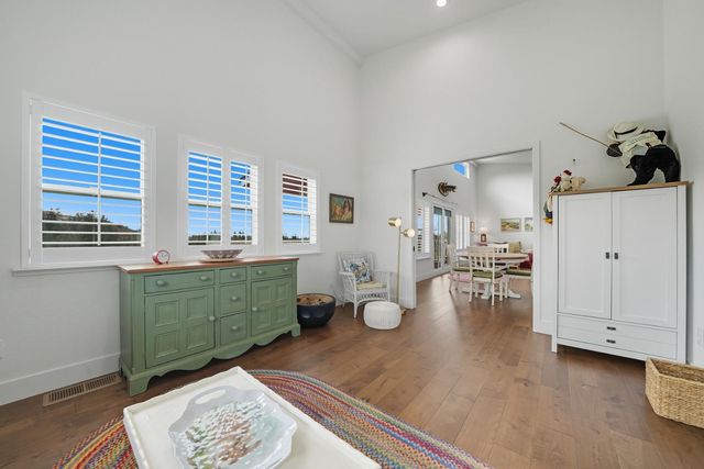 9166 Lakeside Dr, Mountain Ranch, CA 95246