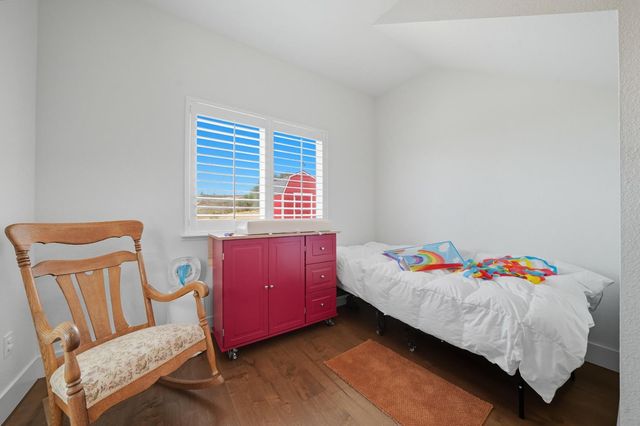 9166 Lakeside Dr, Mountain Ranch, CA 95246