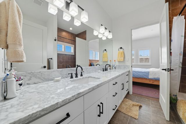 9166 Lakeside Dr, Mountain Ranch, CA 95246