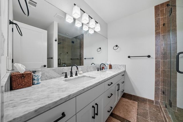 9166 Lakeside Dr, Mountain Ranch, CA 95246