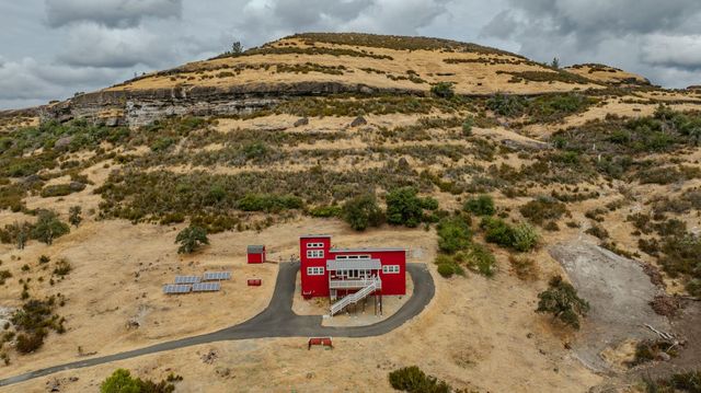 9166 Lakeside Dr, Mountain Ranch, CA 95246