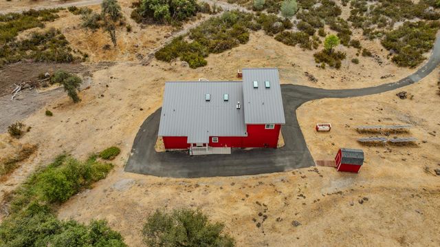 9166 Lakeside Dr, Mountain Ranch, CA 95246