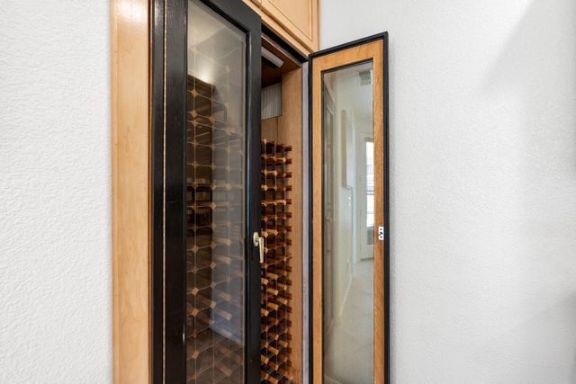 10000 Hadleigh Dr, Orangevale, CA 95662