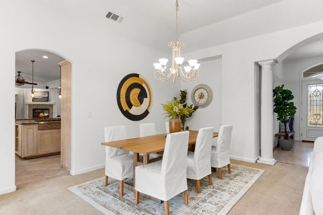 10000 Hadleigh Dr, Orangevale, CA 95662