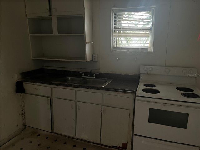 1905 and 1907 N ARMENIA AVENUE, Tampa, FL 33607