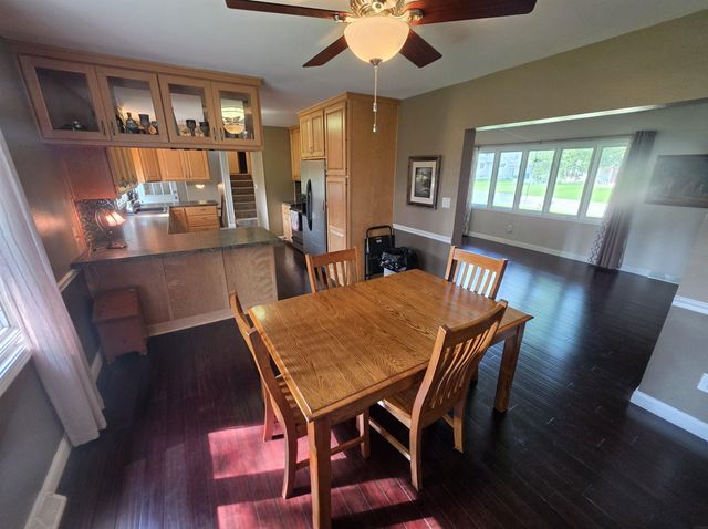 257 Crestview Avenue, Waterloo, IA 50701