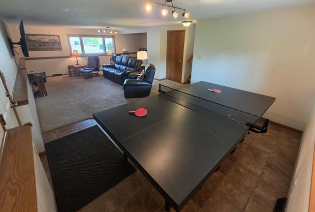257 Crestview Avenue, Waterloo, IA 50701