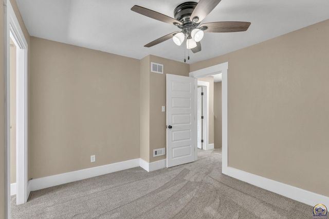 932 SW MacVicar AVE, Topeka, KS 66606