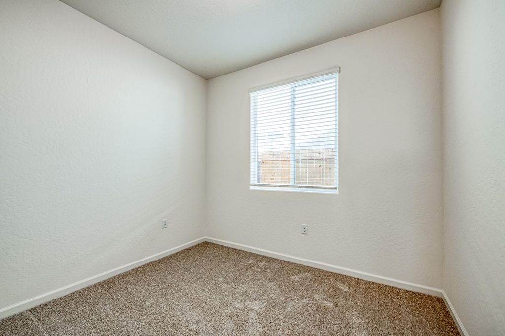 Image 21 of property listing at 1165 Significant Way W, Madera, CA 93636