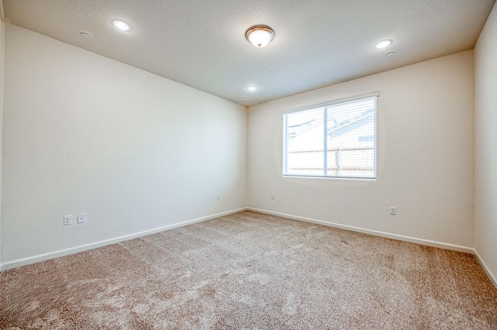 Image 23 of property listing at 1165 Significant Way W, Madera, CA 93636