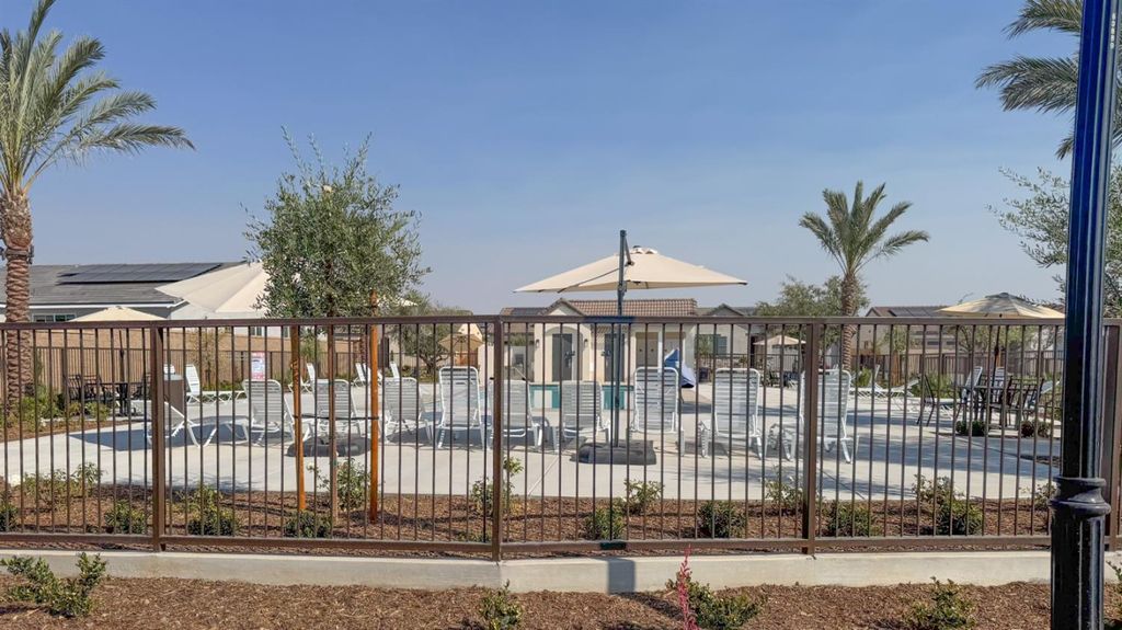 Image 30 of property listing at 1165 Significant Way W, Madera, CA 93636