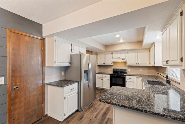 2304 SW 101st Street, Oklahoma City, OK 73159