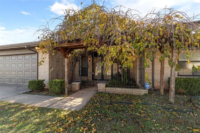 2304 SW 101st Street, Oklahoma City, OK 73159