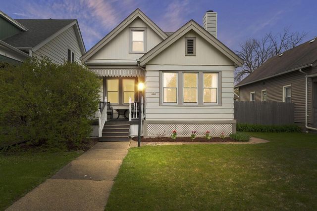 528 Oak Park COURT, Milwaukee, WI 53214