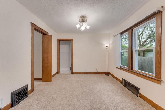 528 Oak Park COURT, Milwaukee, WI 53214