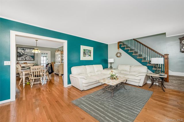 62 W 1st Street, Freeport, NY 11520