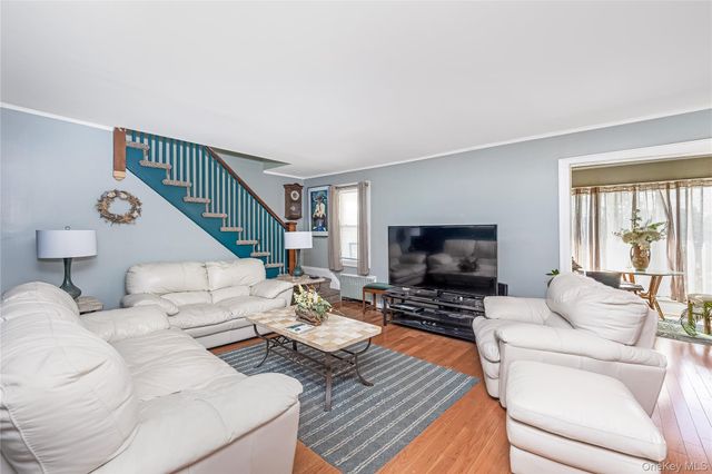 62 W 1st Street, Freeport, NY 11520