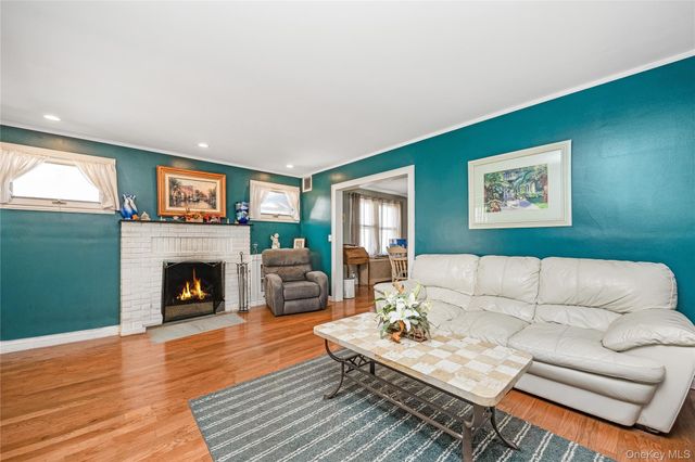62 W 1st Street, Freeport, NY 11520