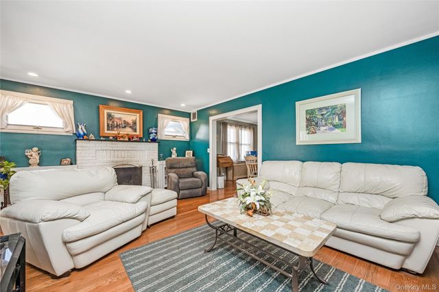 62 W 1st Street, Freeport, NY 11520