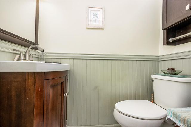 62 W 1st Street, Freeport, NY 11520