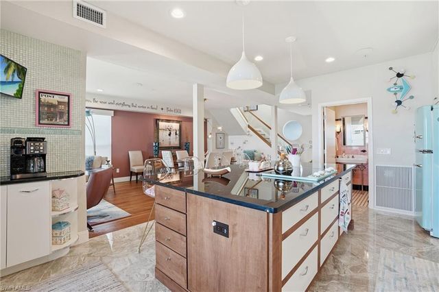 280 Primo DR, Fort Myers Beach, FL 33931