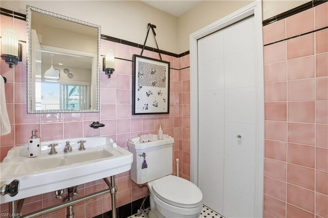 280 Primo DR, Fort Myers Beach, FL 33931