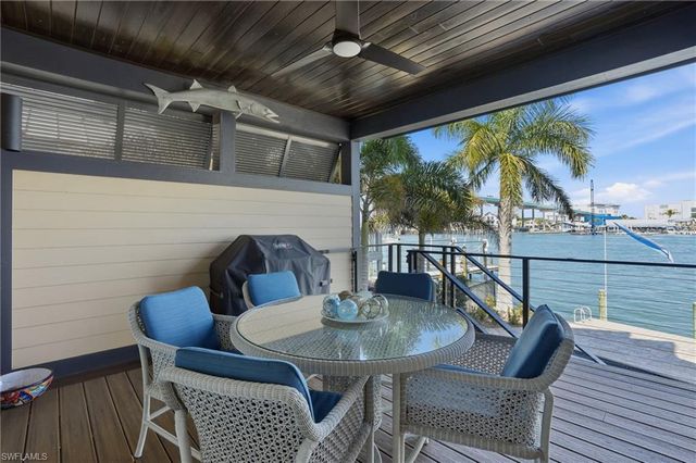 280 Primo DR, Fort Myers Beach, FL 33931