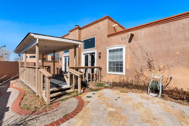 7300 Freedom Court NE, Albuquerque, NM 87109